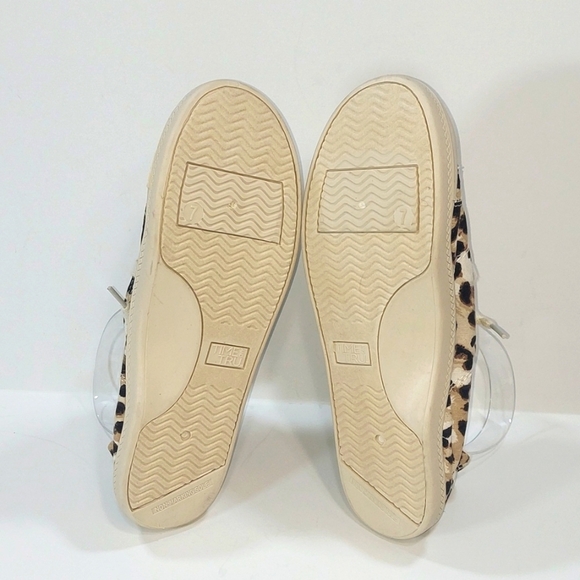 NWT Time and Tru Women's Leopard Print Sneakers - Picture 3 of 5
